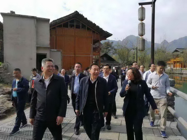 全國(guó)發(fā)展改革系統(tǒng)生態(tài)保護(hù)與修復(fù)經(jīng)驗(yàn)交流現(xiàn)場(chǎng)會(huì)在貴州銅仁召開