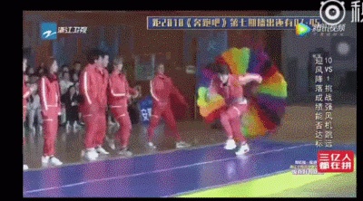 019衛(wèi)視招商困境：簽約額驟降、90%資源流向互聯(lián)網(wǎng)，賣方市場轉(zhuǎn)為買方市場"
