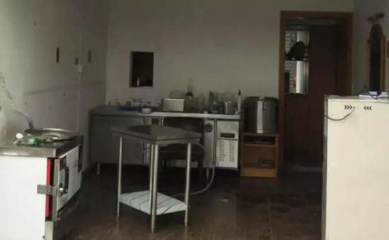 海苔雞排飯外賣店在“餓了么”上登記的門面照
