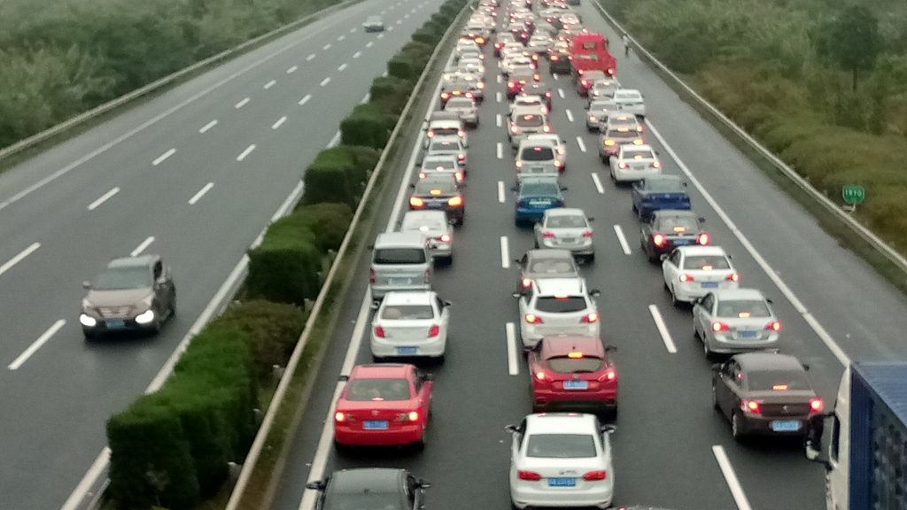 交通運(yùn)輸部：元旦假期車流量主要集中四大區(qū)域主干高速